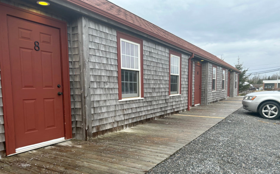 Red Cap Motel Exterior View Of Room Doors
