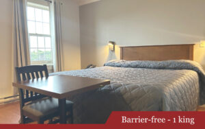 Redcap Motel Barrier-free Room with 1 king size bed